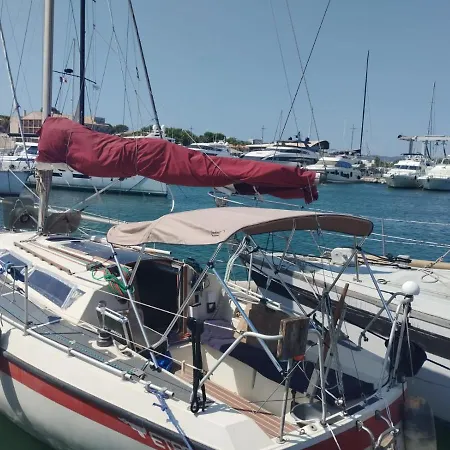 Voilier A Quai Båthotell La Londe-les-Maures